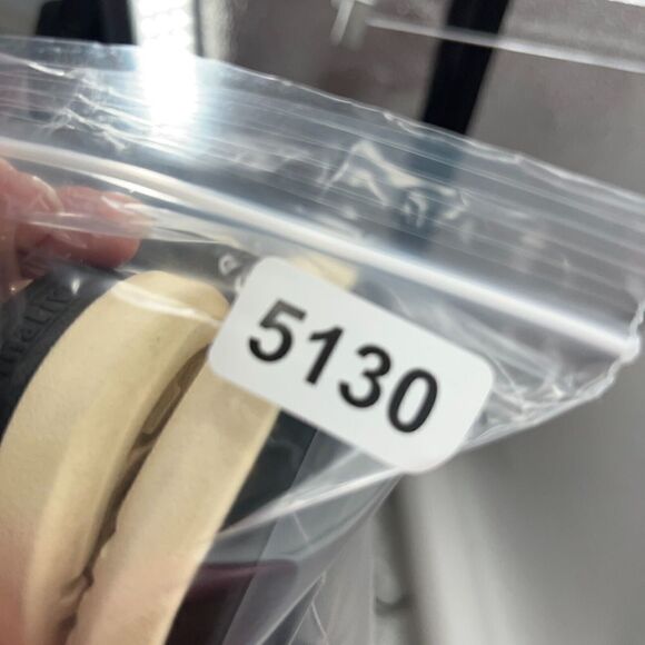 Native Juliet Shell Sandals Women's Size 10 Black Platform Ankle Strap Flat - Picture 14 of 14